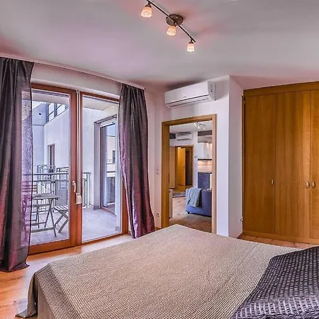 Premium Apartment By Hi5- Cp With Free Parking Budapest Exterior photo